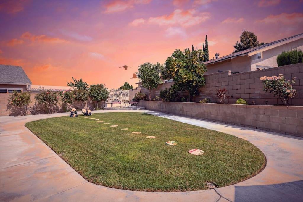 La Sunny House Beautiful Yard 7 Rooms 4 Bathrooms Near Disneyland & Hollywood & Downtown Hacienda Heights Exteriör bild