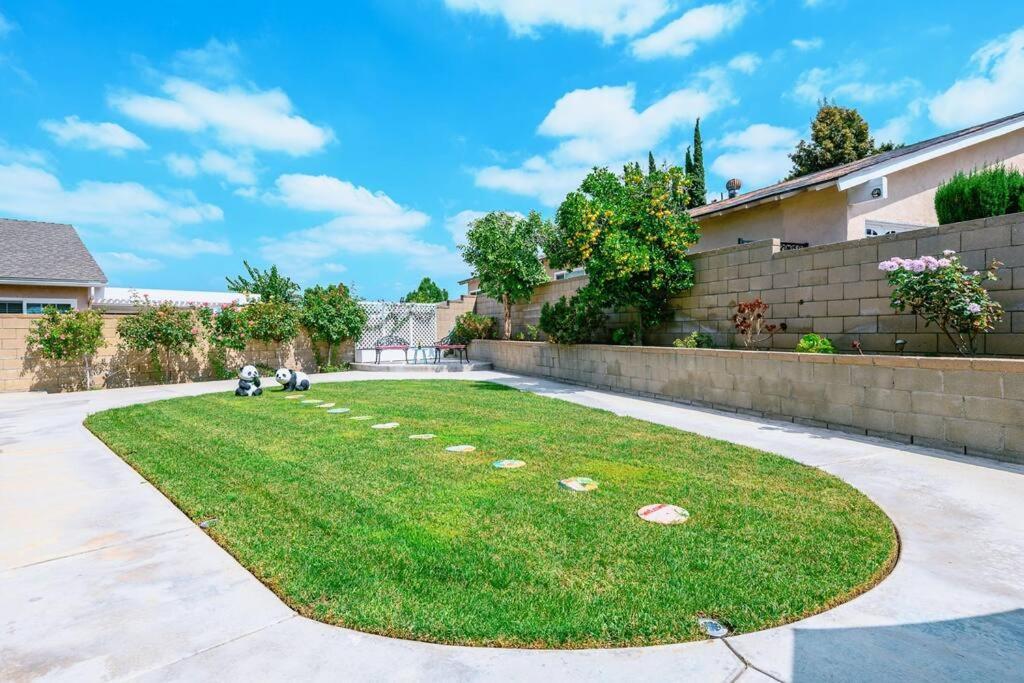 La Sunny House Beautiful Yard 7 Rooms 4 Bathrooms Near Disneyland & Hollywood & Downtown Hacienda Heights Exteriör bild
